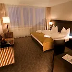 Avital ホテル 4*
