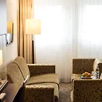 ホテル Avital 4*
