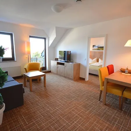 Avital 4*