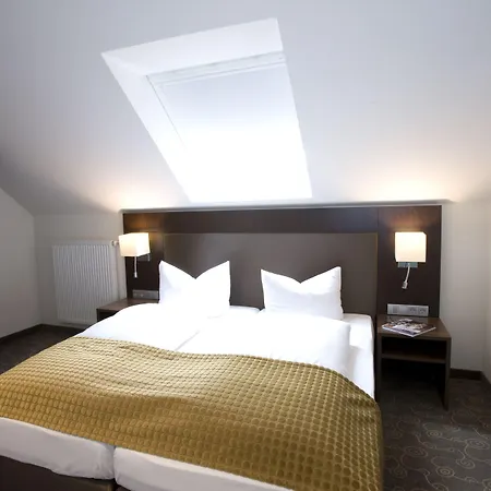 Avital Hotel