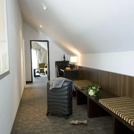 Avital 4* Winterberg