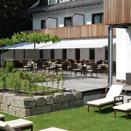 Avital Hotel 4*