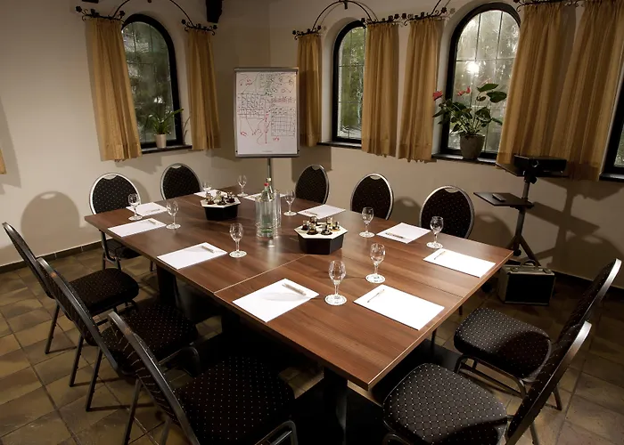 Отель Avital 4*